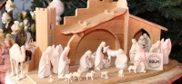 Weihnachtskrippen, Krippenfiguren und Block-Krippen aus Holz geschnitzt